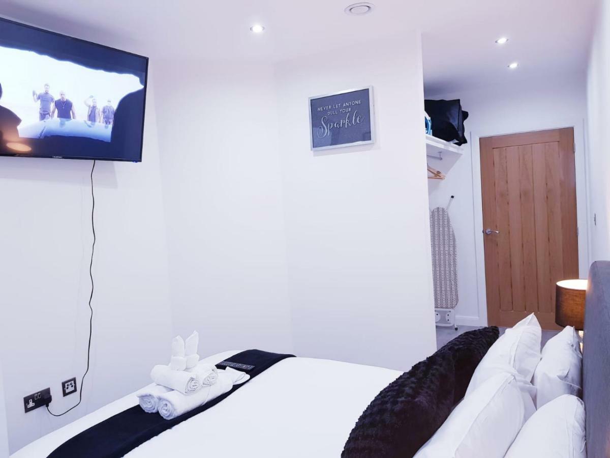 Z Home Apartments Leicester Exterior photo
